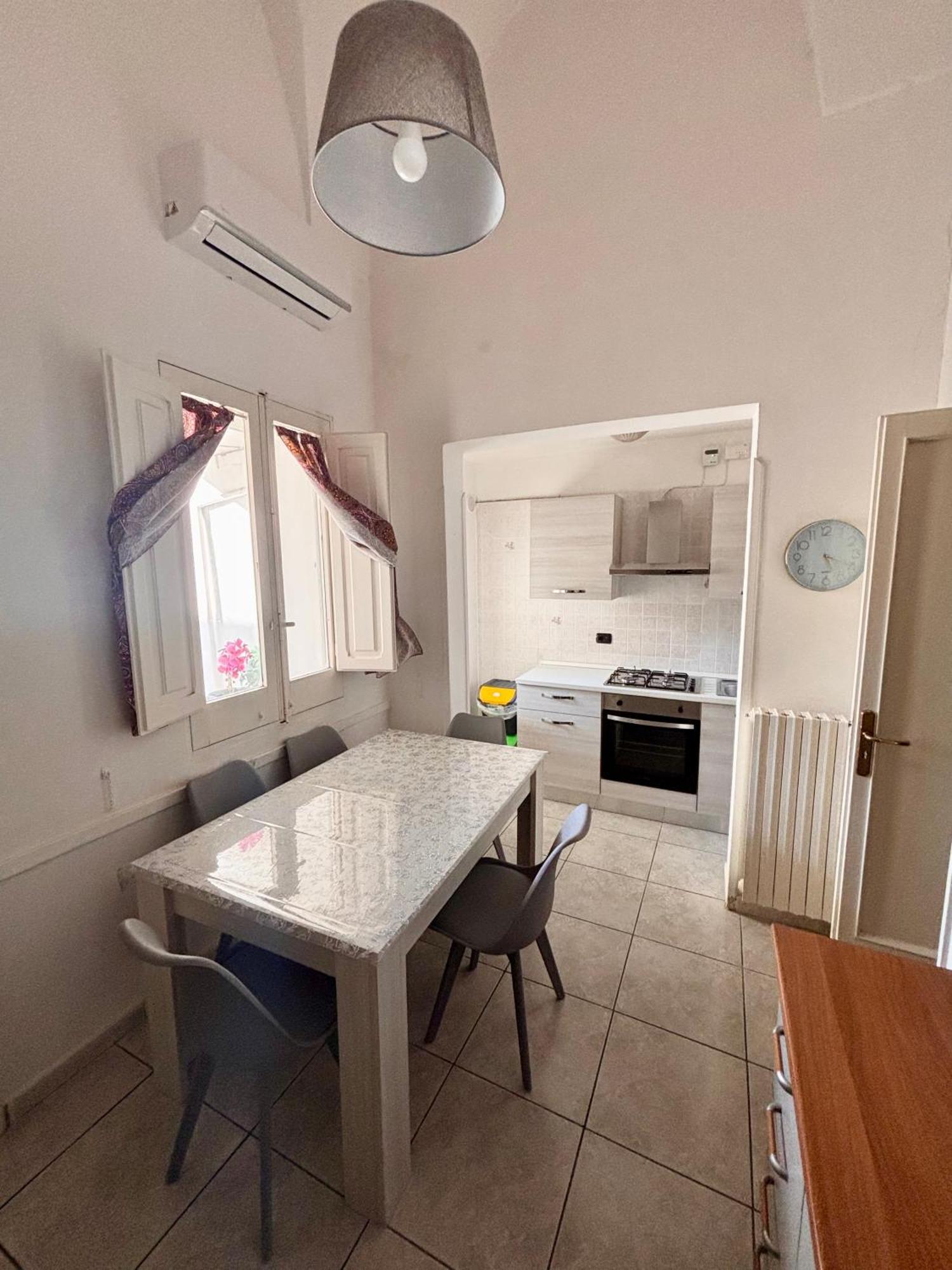Origini - Apartment With Private Garden Lecce Luaran gambar